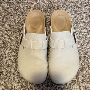 Stylish Cream Mules with Buckle Detail